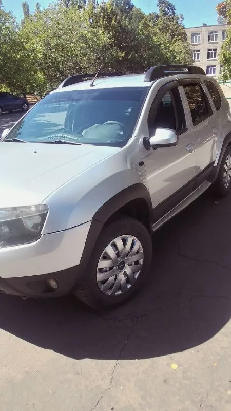 Renault duster 2.0 2013 год выпуска. газ/бензин. коробка автомат. полный привод. я владелец. цена 900- небольшой торг. переоформление в мрэо. +7 (949) 3270014 📲 tg: @nyutatolivna 📞 звоните: +7(949)3270014 - фотография - 5