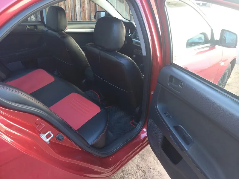 Марка. митсубиши лансер. год выпуска 2011. двигатель 1.5 бензин. коробка автомат! пробег 135.000 км. цена 785.000 рублей. торг. остальные вопросы по +79494463533. макеевка. 📞 звоните: +7(949)4463533 - фотография - 9