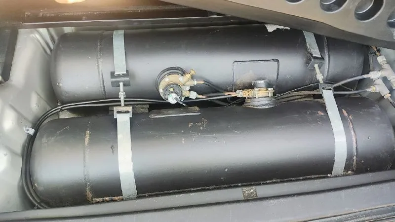 Mitsubishi pajero wagon 2008 года выпуска, 3,0 бензин, 178 л. с. , гбо, фаркоп (вписаны в техпаспорт), один хозяин, покупалась новой в автосалоне, 217 000 км пробега, камера заднего вида. зимняя резина в подарок. находится в г. донецк. 2.000.000 р. торг у капота. +79496306181. 📞 звоните: +7(949)6306181 - фотография - 6