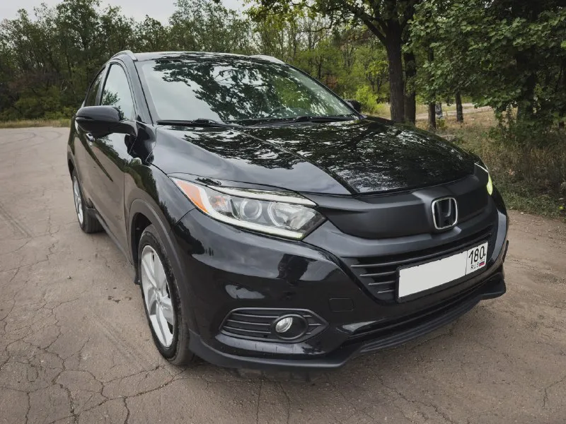 Продается отличный автомобиль марки honda hr-v 2019 года в комплектации ex-l. машину пригнали в 2023... - фотография