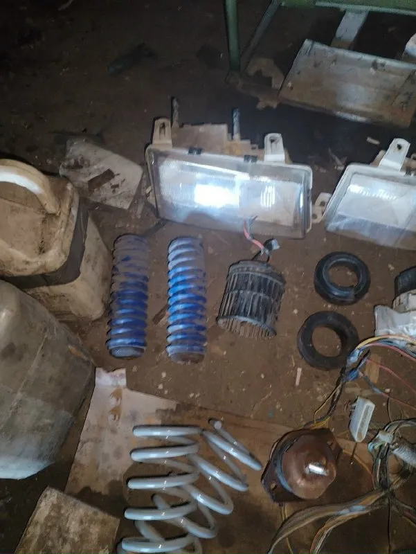 Двигатель с коробкой без генератора и стартера 25000. остальные цены уточняйте на данный момент есть всё от ваз 2110 кроме кузовных деталей. обращаться по номеру+79497989118 или телеграм если не дозвонились по номеру. 📞 звоните: +7(949)7989118 - фотография - 6