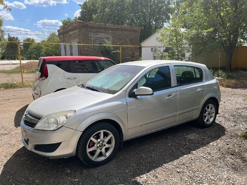 Продам opel astra h 2008 г. в., мотор 1.6, мкпп, пробег 230 тыс. (родной) машина в хорошем состоянии, в семье 4 года. обслужена, ухожена, вложений не требует! цена 550 т. р. (торг) +7-949-344-73-79 осмотр г. амвросиевка - фотография - 5