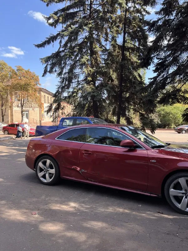 Продаю audi а5 8т 3.0 tdi quattro 2008год масло не ест 0-100 5.5 сек коробка zf автомат ( не робот, не вариатор) ходовка хорошая двигатель в отличном состоянии по кузову требуется приложить руку в комплекте зимняя резина (липучка), лето континенталь контакт 6 пробег 278тысяч 1 200 000 р торг. посмотреть можно в г. енакиево +79495598808 иван 📞 звоните: +7(949)5598808 - фотография - 7