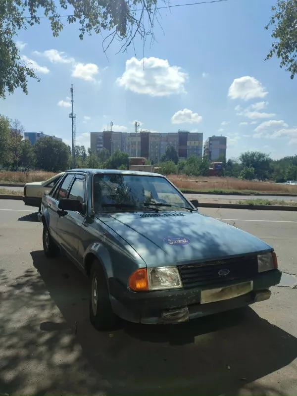 Ford escort 3 поколение хетчбэк 5-дв. 1.3 4mt 1983 на полном ходу 50 000р донецк днище хорошее, без... - фотография