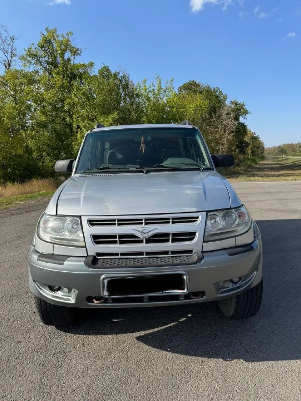 Продаю уаз патриот 2006 года! в хорошем состоянии!очень тяговитый, едет бодро! ходовая не беспокоит, двигатель отрабатывает хорошо ! патриот в хорошей комплектации,4 электростеклоподьемниа! музыка хорошая ! стоит газ 4.все работает! салон ухоженный, люк работает отлично ! автомобиль без дтп, ﻿поменял масло, фильтра, ﻿заменил антифриз! ﻿поставили новый аккумулятор ﻿поставил резину! рассмотрю обмен ! цена 500 т. р связь +79495946577 +79494423439 - фотография - 9