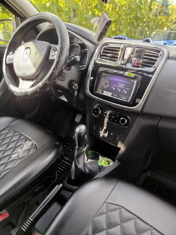 Продам автомобиль рено сандеро степвей 2014г,86000км, в эксплуатации с 2015года,1.6, механика,102л/с, полностью в технически исправном состоянии, без каких-либо вложений. климат контроль, круиз контроль, мультимедиа с usb, подогрев лобового стекла, электро регулировка зеркал. цена 1,1🍋+79497161033 +79490035675 - фотография - 4