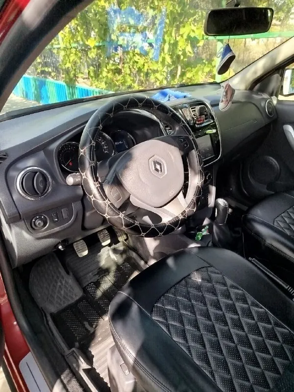 Продам автомобиль рено сандеро степвей 2014г,86000км, в эксплуатации с 2015года,1.6, механика,102л/с, полностью в технически исправном состоянии, без каких-либо вложений. климат контроль, круиз контроль, мультимедиа с usb, подогрев лобового стекла, электро регулировка зеркал. цена 1,1🍋+79497161033 +79490035675 - фотография - 7