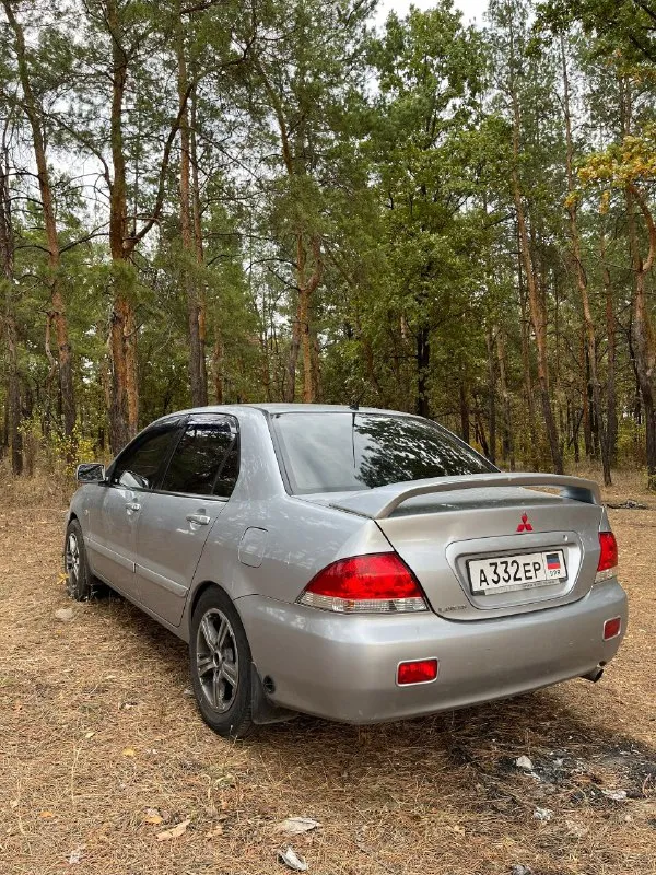 Продажа mitsubishi lancer в макеевке mitsubishi lancer, 2008 год двигатель: бензин; газ, 1,6 л трансмиссия: автомат привод: передний тип кузова: седан пробег: 165000 руль: левый 450 000 руб. торг. продается митсубиси лансер 2008 года выпуска. японская сборка, в нормальном техническом состоянии. не битый, крашенных деталей нет. коробка и двигатель без нареканий. резина в подарок. подогрев передних сидений, кондиционер, сигнализация а/з номер телефона: ульяна +79494076125 +79494076631 алена - фотография - 4
