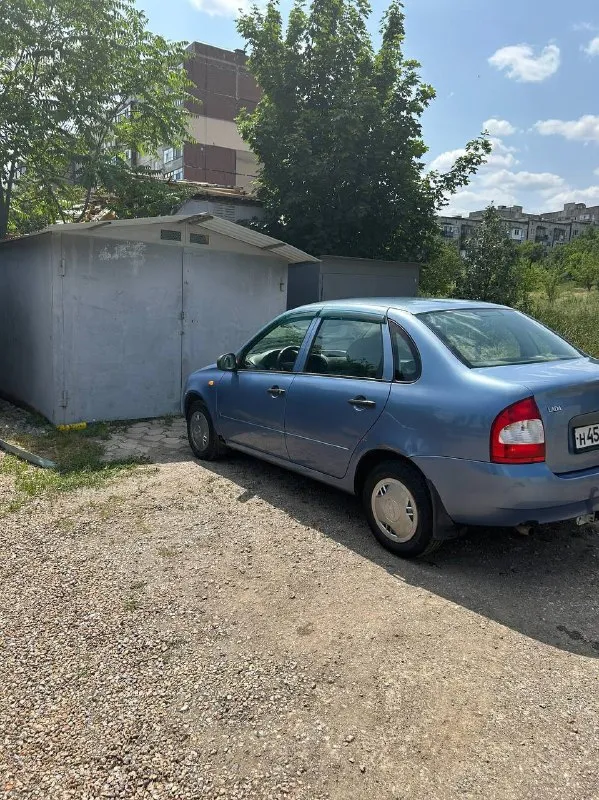 Здравствуйте, продается ваз kalina 2007 года выпуска комплектация гидроусилитель руля стеклоподъемники машина не бита не крашена в заводском окрасе комплект зимнее резины один владелец по птс ходовая в хорошем состоянии мотор 1,6 8 клапанный масло не расходует не гудит коробка не хрустит не выбивает стаканы лонжероны целые днища не гнилое машина абсолютно без каких либо вложенный остальные вопросы по телефону +79497949173 цена 260 тысяч рублей торга нет, 📲 tg: @pols272828 📞 звоните: +7(949)7949173 - фотография - 7