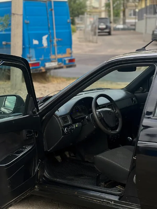 ❗️продам срочно❗️ 🚘 ваз proiora black edition🚘 машина на газу, что в нынешней ситуации с бензином очень круто😅 💎полулюкс комплектация 2009г выпуска 124 мотор (клапана не гнет) абс 💨эур ❄️кондиционер ( с ним нужно разобраться, скорее всего лопнула какая-то трубка и вытек фрион) ✅перешитые сидушки ✅пересвет салона 💨стоит выхлоп паук 4-2-1 приятный звук 🛞диски приора 2 на хорошей резине 💡хороший свет ✅машина переодета вся в приору 2 ✅коробка мотор все работает ездит втыкается все отлично без хрустов ✅по дну есть пару моментов, а так машинка вся в огнях ✅по ходовке нареканий нет 🪪продажа с переоформлением 💵цена 340.000 ❓все вопросы по телефону или в лс +79591471262 📞 звоните: +7(959)1471262 - фотография - 7