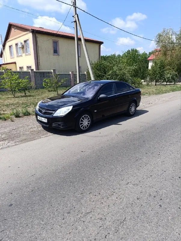 Opel vectra с рестайлинг ! в идеальном состоянии, весь обслуженный ! пробег родной 224 тысячи километров. эксплуатация с 2008 года ! бензин работает идеально! коробка механика работает идеально ! ходовая вся обслужена ! в автомобиле работает абсолютно все ! вложений не требует абсолютно ! в дтп не участвовал ! комплектация максимальная климат контроль - комбинированный салон - бортовой компьютер - датчик дождя также света - полный эл. пакет - мульти руль - круиз контроль - и многое другое ! цена : 600 000 руб! реальному покупателю реальный торг ! таких автомобилей действительно осталось не много, любое переформление ! 📞 79493718973 📞 звоните: +7(949)3718973 - фотография - 3