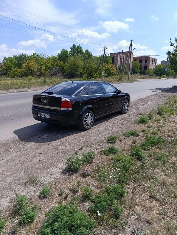 Opel vectra с рестайлинг ! в идеальном состоянии, весь обслуженный ! пробег родной 224 тысячи километров. эксплуатация с 2008 года ! бензин работает идеально! коробка механика работает идеально ! ходовая вся обслужена ! в автомобиле работает абсолютно все ! вложений не требует абсолютно ! в дтп не участвовал ! комплектация максимальная климат контроль - комбинированный салон - бортовой компьютер - датчик дождя также света - полный эл. пакет - мульти руль - круиз контроль - и многое другое ! цена : 600 000 руб! реальному покупателю реальный торг ! таких автомобилей действительно осталось не много, любое переформление ! 📞 79493718973 📞 звоните: +7(949)3718973 - фотография - 5
