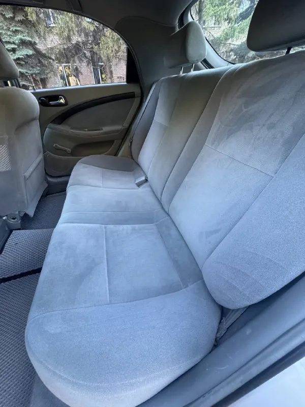 Продаю chevrolet lacetti hatchback 2005г. в.двигатель1.8л,16-клапанный, механика, мощность 122л. с. 118 000 родного пробега!!!продажа от собственника, автомобиль находится в отличном техническом состоянии,2-ой хозяин, владею с 2010 года. двигатель обслуживался регулярно, масло менялось каждые 5000 км. кондиционер заправлен, имеются два комплекта ключей, стекла все оригинальные. и трансмиссия находятся в идеальном рабочем состоянии. ремень грм заменен, установлен новый аккумулятор, недавно были заменены передние тормозные диски, задние тормозные колодки, тормозные поршни суппортов. остаток резины-сезон докатать. велюровый салон в отличном состоянии, не прокурен. по кузову ничего не менялось, весь в оригинале, была притертость, красилось переднее левое крыло и передняя левая дверь с переходом, в остальном краска оригинальная. имеется бортжурнал со всеми записями-что менялось, когда и на каком пробеге за последние 15 лет!!!цена-600 000 руб. телефон:+79494456376 сергей. посмотреть можно:днр, дон 📞 звоните: +7(949)4456376 - фотография - 8