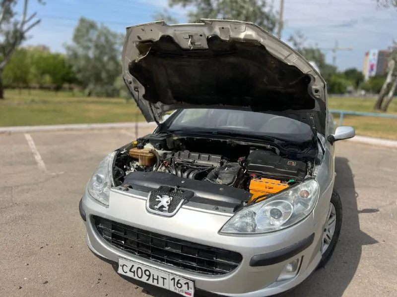 Продам пежо 407 2007 год заменены катушки обслужена система охлаждения хороший свет в фарах ксенон в туманках ксенон 1.8 двигатель колодки поменяли ( все 4 ) ездила женщина, относились бережно пороги/ дно целое с документами полный порядок, полное переоформление покупали для женщины, продаем из-за того что машина на механике машина не с салона, есть некоторые нюансы, на все эти нюансы будет соответствовать торг цена 385 + торг рассмотрю варианты обмена быстрому покупателю хорошо уступлю +79497162754 @andrey46284 - фотография - 5