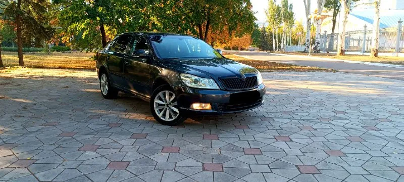 Skoda octavia a5 1.8т год 2010 пробег 280 продам октаху, валит бодро, мотор коробка без проблем, ходовая требует внимания, по кузову на 4-, музыка болеро, резина нормальная, учёт 180й, переоформление без проблем, 600 тысяч рублей, небольшой торг, возможен обмен донецк киевский район, тел+79493152333 📞 звоните: +7(949)3152333 - фотография - 1