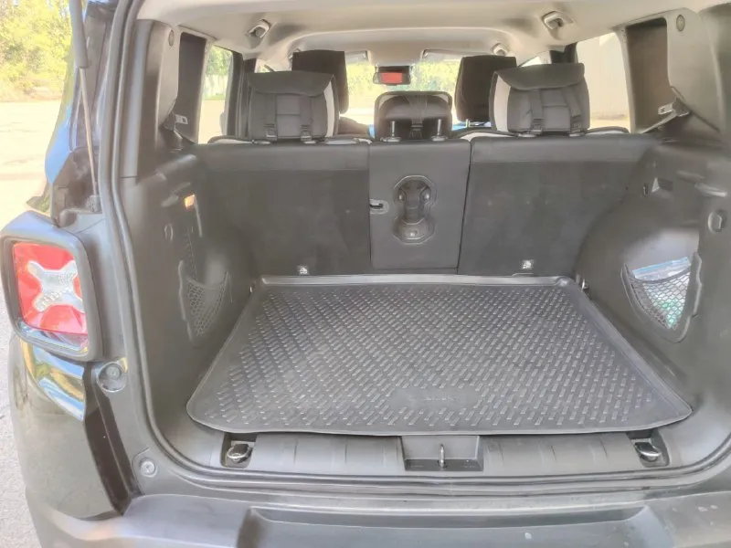 Срочно!!! цена снижена 1.650.000 руб. jeep двигатель 1.3 180 л. с. пробег 48000. год 2019. состояния нового автомобиля, самая максимальная комплектация, машина вся обработана, новая летняя резина. +79493431994 роман енакиево 📞 звоните: +7(949)3431994 - фотография - 10