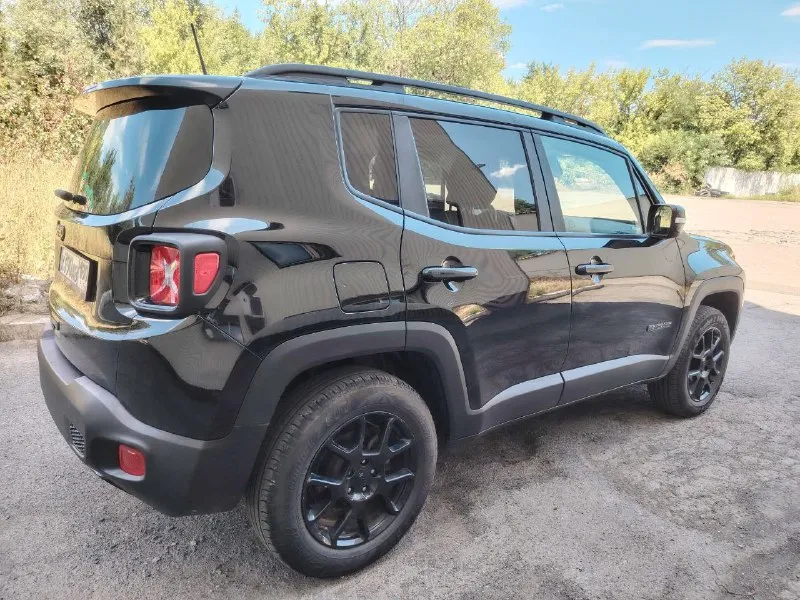 Срочно!!! цена снижена 1.650.000 руб. jeep двигатель 1.3 180 л. с. пробег 48000. год 2019. состояния нового автомобиля, самая максимальная комплектация, машина вся обработана, новая летняя резина. +79493431994 роман енакиево 📞 звоните: +7(949)3431994 - фотография - 3