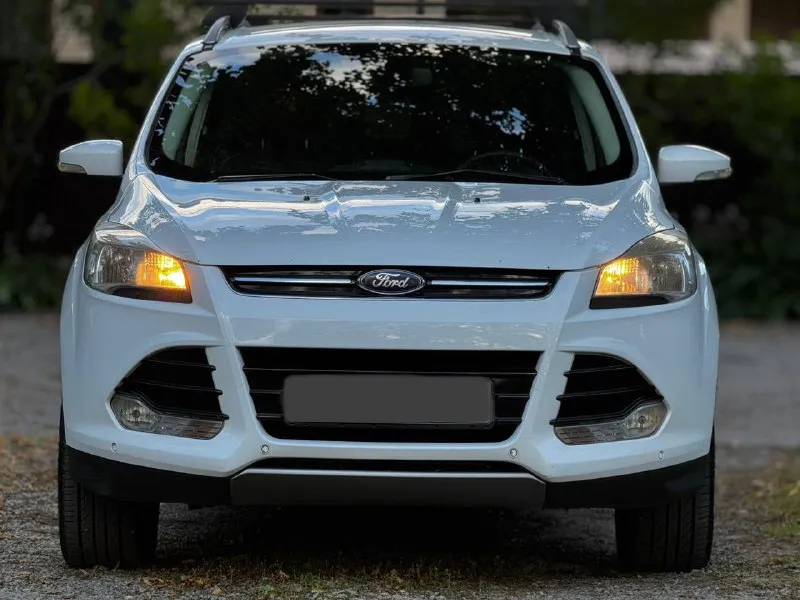 🚗 продам автомобиль ford kuga ▶️ год выпуска: 2013 ▶️ объём двигателя: 1.6 ▶️ комплектация полная ℹ️ описание: ✅ автомобиль в хорошем состоянии. ✅пробег 164.000 ✅ автомобиль без дтп, зеленая автотека и соответсвенно весь кузов и железо ровное! ✅ авто обслужено! не дымит, масло не ест, едет очень бодро. коробка переключается плавна без рывков и пинков, машина внешне в отлично состояние, рыжиков, гнили и т д. вин читается. на любые проверки за ваш счет - готов. 🏛 юридически автомобиль чист, без штрафов 💰 цена🔥:1 млн 100 тыс. рублей торг у капота 🏢 осмотр: донецк ☎ более подробно по номеру телефона: +79494592618 📲 tg: александр 📞 звоните: +7(949)4592618 - фотография - 2