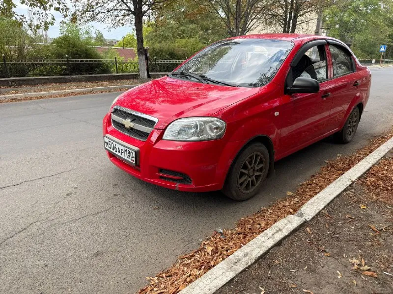 Chevrolet aveo 1.5 mt, 2007 бензин механика не гнилая, дно, пороги в отличном состоянии коробка отлично мотор работает ровно чистая, ухоженная цена 450, торг без кондиционера. в базовой комплектации осмотр в г. докучаевске для осмотра и иных вопросов: +79493088397 александр - фотография - 4