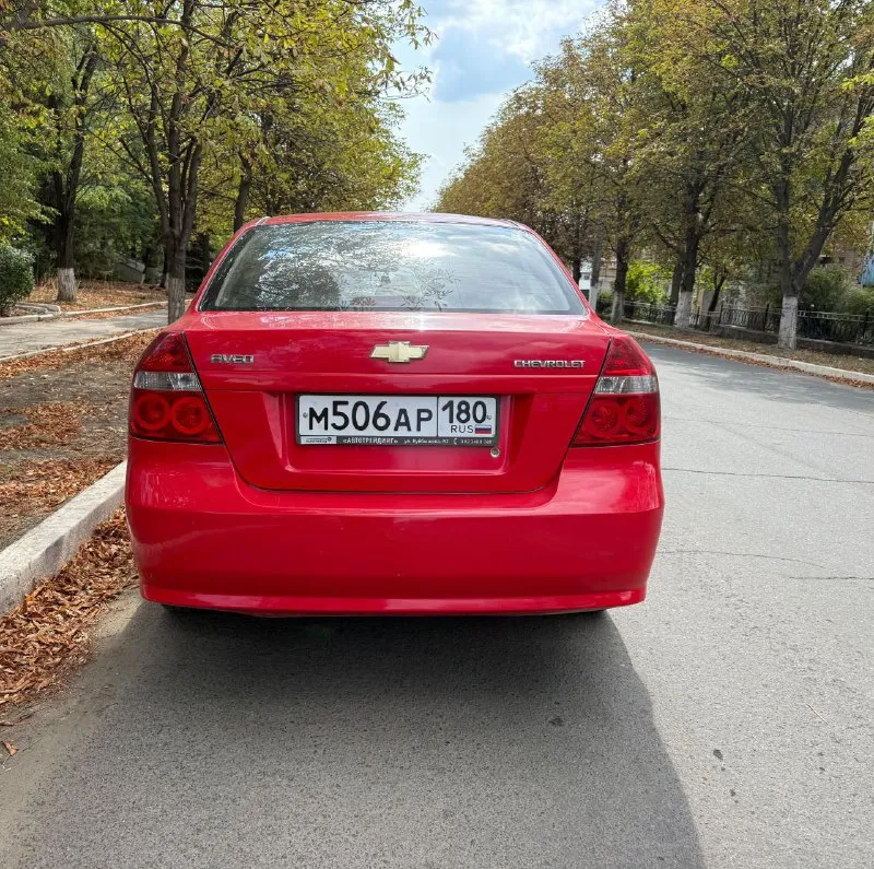 Chevrolet aveo 1.5 mt, 2007 бензин механика не гнилая, дно, пороги в отличном состоянии коробка отлично мотор работает ровно чистая, ухоженная цена 450, торг без кондиционера. в базовой комплектации осмотр в г. докучаевске для осмотра и иных вопросов: +79493088397 александр - фотография - 7