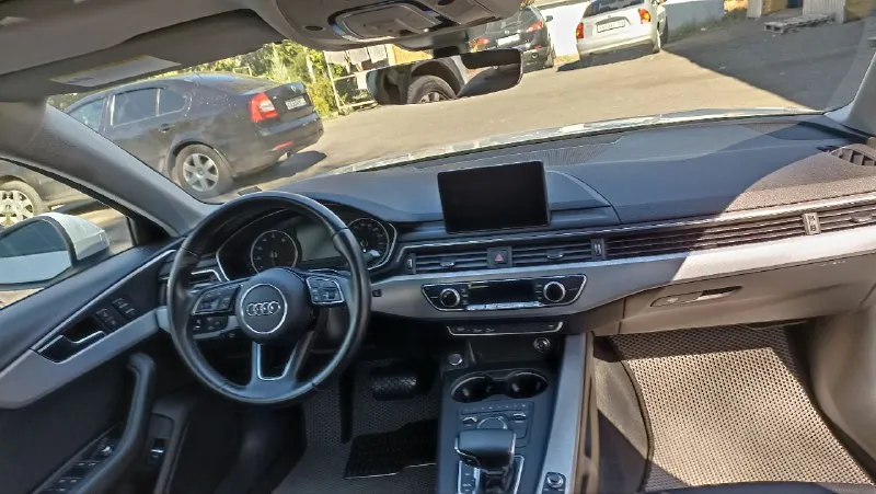 Продам audi а4 кузов b9 2017года коробка автомат пробег 114000 авто привосходное цена 2400000 тел+79496419128 📲 tg: @artemret20 📞 звоните: +7(949)6419128 - фотография - 4
