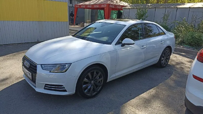 Продам audi а4 кузов b9 2017года коробка автомат пробег 114000 авто привосходное цена 2400000 тел+79496419128 📲 tg: @artemret20 📞 звоните: +7(949)6419128 - фотография - 6