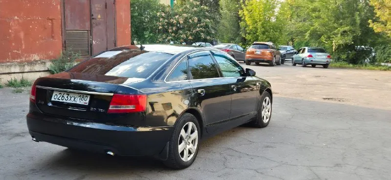 Продам audi a6 c6 2008 г. 2.7 коробка автомат, по машине нареканий нет, пробег 290 тыс км цена 950 000₽ номер:+79497986199 г донецк 📞 звоните: +7(949)7986199 - фотография - 4