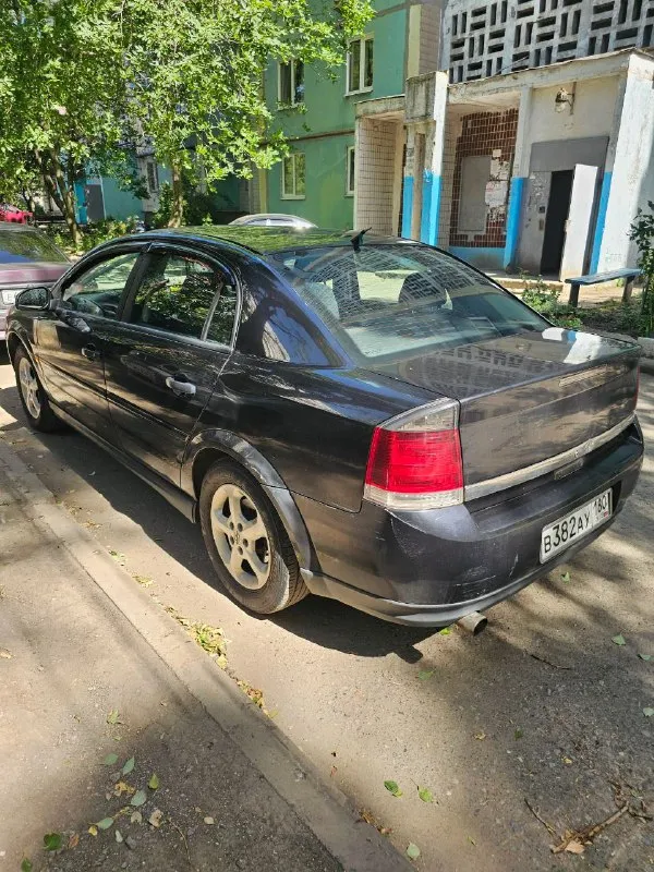 Opel vectra c 2002г двигатель: 1.8 бензин пробег: 305000 коробка: механика комплектация: электропривод боковых зеркал, электроподогрев зеркал, регулировка передних сидений (передние сиденья с регулировкой по высоте ), поясничная опора в передних сиденьях, разделительный подлокотник спереди, разделительный подлокотник сзади, центральный замок, ключ ду (дистанционный ключ), электрические стеклоподъемники передние, abs, esp. tcs, кондиционер ( раздельный климат-контроль 2 зоны ), запасное колесо. есть нюансы по лкп. двигатель работает ровно. обслуживалась машина в срок, все расходники менялись вовремя. полностью новая подвеска, перебрана тормозная система. 2 комплекта ключей. цена: 500.000р + торг осмотр донецк - кировский район, текстильщик контакты: +79493181444 ( telegram ) 📞 звоните: +7(949)3181444 - фотография - 3