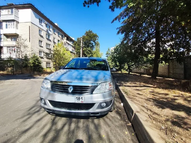 Продам renault логан 2012года. 1.4 -75 л. с. бензин/газ вписан. куплена с салона. 1 хозяин, ✅родной пробег 31тыс, машина вся целая, без дтп, есть незначительные коцки по кузову в ходе эксплуатации. все стекла родные, , коробка, подвеска в отличном состоянии, машина полностью обслужена не требует не каких вложений ! поменяны масла, фильтра. гидроусилитель руля, стеклоподъемники, центральный замок 2 ключа, магнитола, с документами полный порядок. цена 570 000₽, торг. просмотр луганск, донбасс звоните/пишите +79591600502, телеграмм 📞 звоните: +7(959)1600502 - фотография - 5