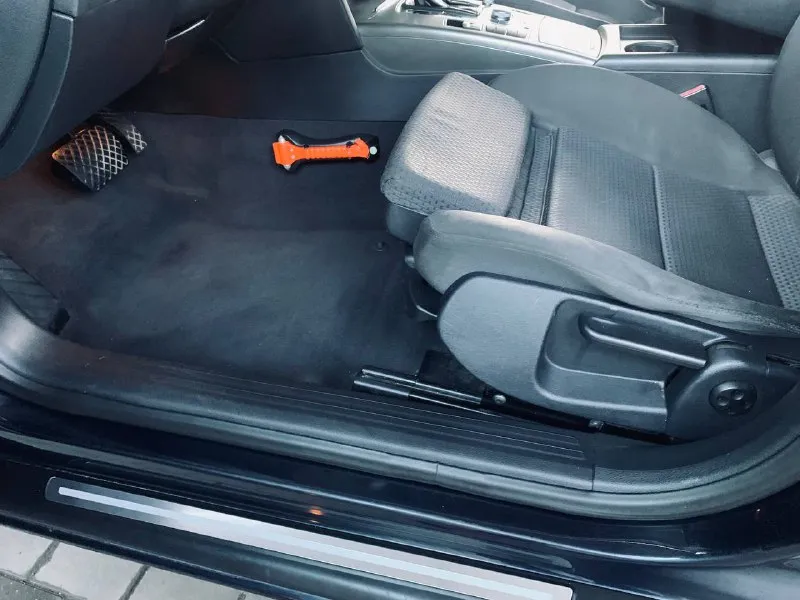 Audi a6 c6 2.0 дизель год 2008г пробег 267т родной 2 владельца все стёкла и лобовое заводские автомобиль в отличном состоянии мотор работает отлично коробка без пинков была замена блока заодно и масло ходовка взбитая без стуков салон сохранился отлично климат обслужен холодит хорошо остальные вопросы по телефону +7 (949) 634-79-09 г. мариуполь цена 780т - фотография - 1