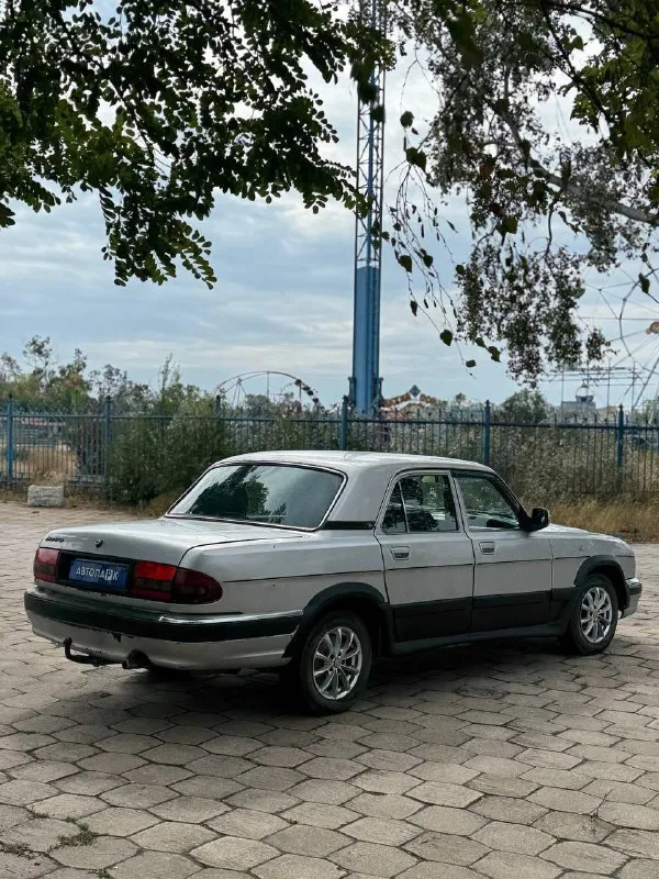 Газ 31105 💰цена: 150 000р 🏢город: мариуполь 📅год выпуска: 2005 🧾пробег: 92 855 км. ⚙️двигатель: 2.3 ⛽топливо: бензин ⚙️кпп: механика 📞 телефон: +7-949-727-41-51 +7-989-263-55-56 +7-949-551-91-52 💾 описание: рабочая лошадка на полном уверенном ходу. кузов крепкий. двигатель 406 инжектор без потеков и расхода масла, родной пробег 93т. км. кпп и сцепление без нареканий. гидроусилитель руля, литые диски на хорошей резине, фаркоп, электростекла. днр учет, возможно переоформление. улица шевченко 269 - фотография - 6