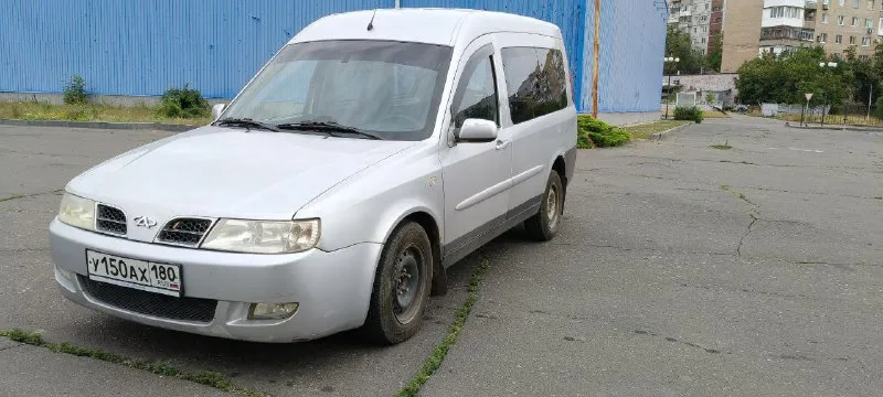 🔥chery karry 1.6 mt, 2008, 94 000 км 💵430 000 ₽ ☎️+79494278043 ✅владеем с момента покупки в салоне в 2008 ✅семейное авто, всегда обслуживалась, никогда не курили, пробег реальный. ✅без дтп 🔥резина вся новая и лето и зима. не прошла и пол сезона. 😱по паспорту 7 мест! сиденья как новые! всю жизнь в чехлах! 👌ооооочень вместительная, все переезды с квартир на квартиру на ней прошли. для наглядности есть фото где 2 бака по 500л в ней без проблем. 👀сзади стоят рессоры, грузи сколько хочешь. ✅кондиционер в прошлом году прошел полную ревизию, и вообще всё сделано что нужно. сел и поехал. ✅установлена камера заднего вида и видеорегистратор. 🤝по всем техническим вопросам ответим что и когда менялось. ✅переоформление без проблем. - фотография - 2