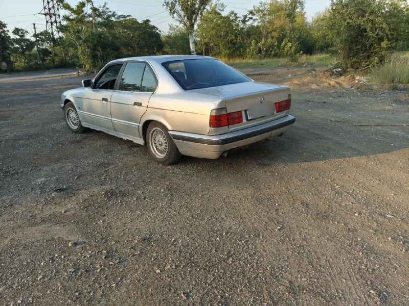 Продам бмв е34 m20i 1988го года, на 180 регионе, 210 000р возможен небольшой торг. мотор работает ро... - фотография