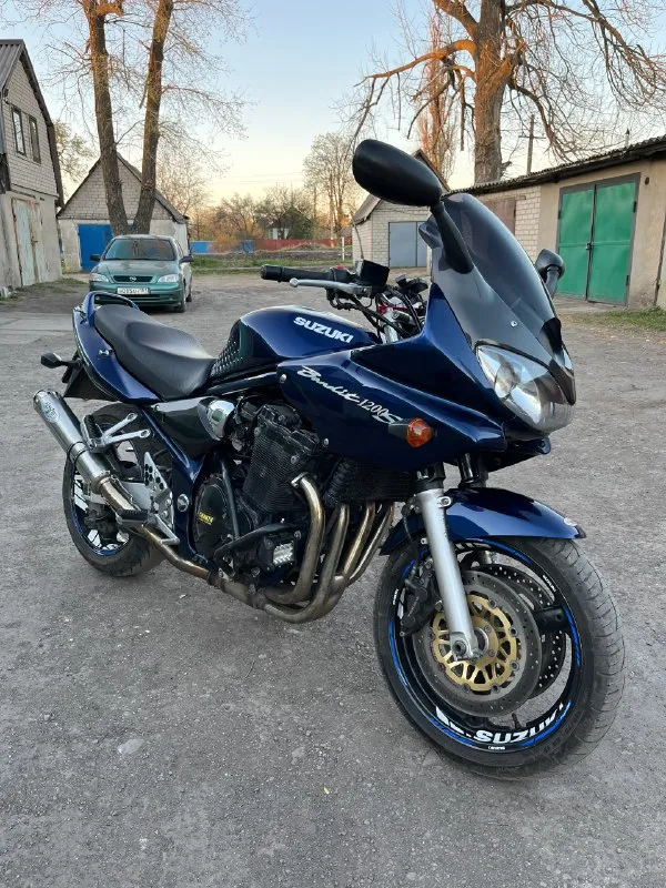 Продам suzuki bandit 1200s 2000 года пригнан в 2023 году с японии полностью обслужен и готов к сезон... - фотография