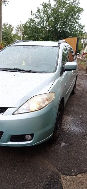 Продам mazda 5. год: 2006. пробег: 245000 км. объем 1.8 привод: передний. коробка: механика. комплектация: бортовой компьютер, центральный замок, климат-контроль, доводчик стёкол, магнитола-андроид 9 дюймов. по коробке и мотору нареканий нет. все расходники менялись вовремя. салон ухоженный. есть дефект на лобовом стекле, на фото видно. цена: 590 000 рублей. по всем вопросам обращаться по телефону: +79497069946, +79490904582 алексей. 📞 звоните: +7(949)7069946 - фотография - 2