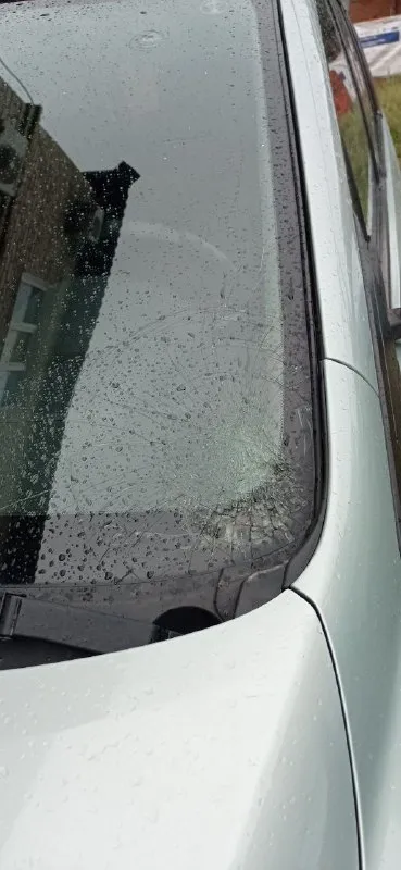 Продам mazda 5. год: 2006. пробег: 245000 км. объем 1.8 привод: передний. коробка: механика. комплектация: бортовой компьютер, центральный замок, климат-контроль, доводчик стёкол, магнитола-андроид 9 дюймов. по коробке и мотору нареканий нет. все расходники менялись вовремя. салон ухоженный. есть дефект на лобовом стекле, на фото видно. цена: 590 000 рублей. по всем вопросам обращаться по телефону: +79497069946, +79490904582 алексей. 📞 звоните: +7(949)7069946 - фотография - 5