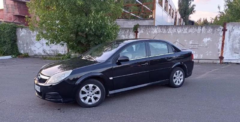 Продам 525.000 opel vecrtra 2007 г 1.8 бензин механика 236 тыс. пробег комплектация два комплекта резины два ключа оформление без проблем, будете третьим хозяином г. макеевка +79494843951 - фотография - 2