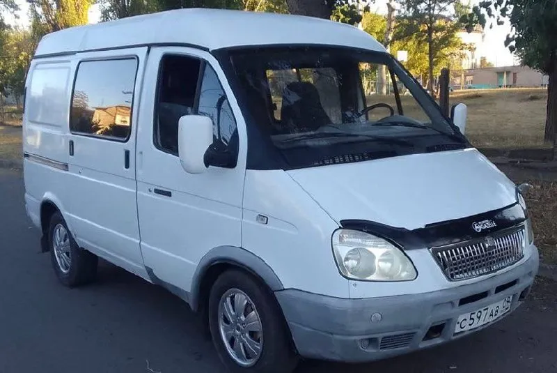 Продам автомобиль! газ соболь 2004г. газ/бензин! автомобиль в отличном техническом и внешнем состоянии! 2 хозяина! в одних руках с 2007г. мотор 405 инжектор! работает как положено! не троит не дымит, масло не расходует! по коробке передач и ходовой части все отлично! автомобиль абсолютно без вложений завел и поехал на любое расстояние! кузов целый! не ржавый и не гнилой! рама и все силовые части конструкции целые! салон чистый и опрятный! документы чистые, без штрафов/запретов и прочего! цена 480.000т торг после осмотра! тел: +7 (949) 426-74-93, плохая связь, дозваниваетесь! или же пишите/звоните на telegram: +7 905 496 0638. - фотография - 2