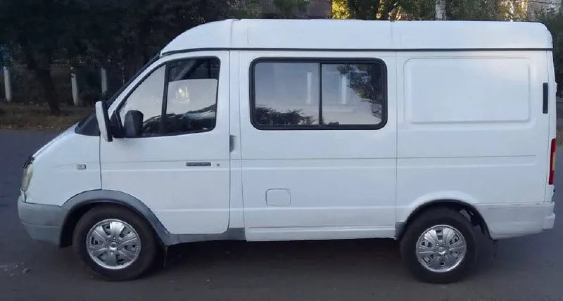 Продам автомобиль! газ соболь 2004г. газ/бензин! автомобиль в отличном техническом и внешнем состоянии! 2 хозяина! в одних руках с 2007г. мотор 405 инжектор! работает как положено! не троит не дымит, масло не расходует! по коробке передач и ходовой части все отлично! автомобиль абсолютно без вложений завел и поехал на любое расстояние! кузов целый! не ржавый и не гнилой! рама и все силовые части конструкции целые! салон чистый и опрятный! документы чистые, без штрафов/запретов и прочего! цена 480.000т торг после осмотра! тел: +7 (949) 426-74-93, плохая связь, дозваниваетесь! или же пишите/звоните на telegram: +7 905 496 0638. - фотография - 5