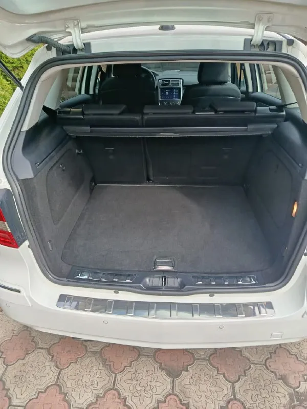 Продам mercedes b-class год 2010 двигатель 1.7 пробег 104 тыс (оригинальный) кпп автомат автомобиль в идеальном состоянии, без ржавчины и гнили, салон в идеальном состоянии, всё остекление родное включая лобовое, два комплекта резины, редкий экземпляр с таким пробегом и в таком состоянии, автомобиль достоин вашего внимания. комплектация:abs, airbag, кондиционер, круиз контроль, датчики дождя и света, подогрев сидений, полный эл. пакет, парк троники передний задний, хорошая магнитола с камерой заднего вида. юридически чистая, могу присутствовать при переоформлении в мрео осмотр макеевка цена 1млн. торг уместен тел +79493179960 телеграм +79493179960 📞 звоните: +7(949)3179960 - фотография - 7