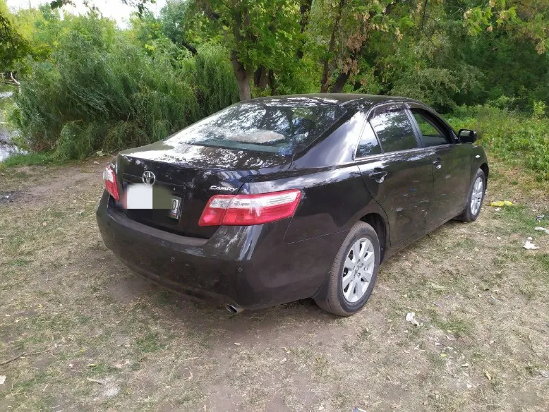 Продам тойоту камри. 2008 г. в. мотор 2.4 l коробка автомат технически в отличном состоянии. по кузову есть царапины/вмятины. я второй владелец по стс и птс. машина местная, была на укр. и днр учёте. осмотр автомобиля в макеевке цена 870.000 торг есть. +7 (949) 328 26 37 - фотография - 9