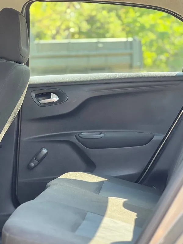 ‼️в продаже‼️ citroen c-elysee 👉год: 2013 👉мотор: 1.6 дизель 👉пробег: 212.000 👉коробка: механика 👉привод: передний цена: 650.000 возможен кредит или обмен +79495130731 - фотография - 8