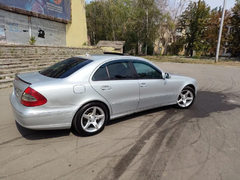 Продам свой mercedes w211 2006г. двиг. (280) 3л. полный привод. пробег реал. 257т. км. резина два комплекта на дисках. цена 900т. обмена торга нет. тел. +7(949) 3248840 📲 tg: олег 📞 звоните: +7(949)3248840 - фотография - 2