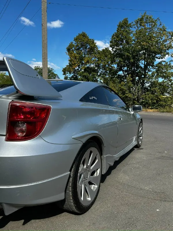 Продам игрушку, пушку! toyota celica 2005 1.8 чистый японец 🇯🇵 вся в родных обвесах с завода ✅ для своего года, внешне машина выглядит великолепно. работает всё, собирает бешенные взгляды от всех. мотор, коробка, идеал! машина очень хорошо сохранилась. приятный выхлоп на дороге чувствует себя уверенно, на 3 передаче ложит стрелку спокойно ☺️ стоящие номера, дорогие диски, большой сабвуфер, подсветка, монитор android по днр таких машин- всего 3 865.000 руб хороший торг. +7 949 534 07 53 г. амвросиевка 📞 звоните: +7(949)5340753 - фотография - 4