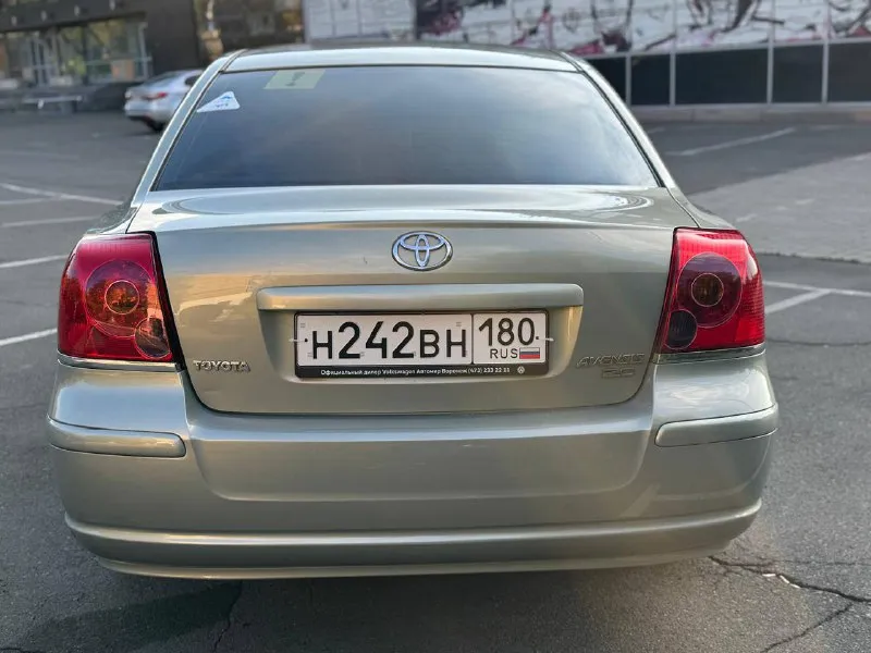 Продам тойоту авенсис 2004года в хорошем состоянии без вложений сель и поехал владею больше 2лет мотор коробка без вложений сель и поехал ходовка на твёрдую 5 все остальные вопросы по телефону звоните пишете +79494676594 цена 870.000₽торг - фотография - 2