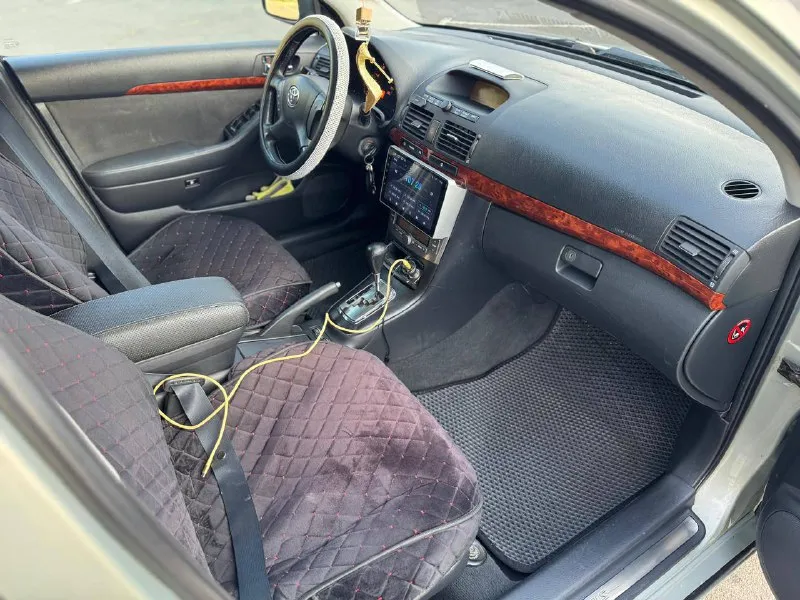 Продам тойоту авенсис 2004года в хорошем состоянии без вложений сель и поехал владею больше 2лет мотор коробка без вложений сель и поехал ходовка на твёрдую 5 все остальные вопросы по телефону звоните пишете +79494676594 цена 870.000₽торг - фотография - 4