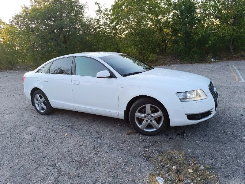 Продам audi а6с6 2.8 fsi 2008 год выпуска 215000 км пробега в хорошем состоянии без вложений два собственника бралась у дилера в ростове максимальная комплектация все вопросы по телефону+79591247637 осмотр г брянка 1700000₽ торг. 📞 звоните: +7(959)1247637 - фотография - 4