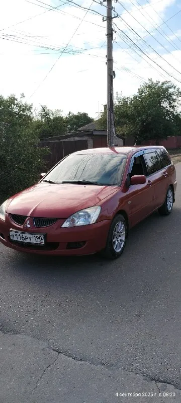 Продам mitsubishi lancer 9, универсал 2004г,1.6, мкпп, абс, кондиционер, 4эл. стекл. , обогрев сидений, зеркал, салон в хорошем состоянии. пробег 204т. новый стартер, генератор, передние амортизаторы, аккумулятору меньше года. авто без единой ошибки на бк. с документами порядок, без штрафов, ограничений и т. д. из минусов:двигатель подъедает масло, на лобовом трещина, требуется замены гофры. осмотр г. донецк, кировский район. цена 300т. +79495276064 📞 звоните: +7(949)5276064 - фотография - 2