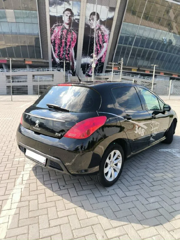 Продам личный автомобиль, peugeot 308 ( peugeot 308) 1.6 ат, 2011г. 189000 км. г. донецк. технически исправен. по мотору менялись сальники коленвала, так же замена маслосьемные колпачки +предвидущий собственник менял цепь грм. по ходовой части были помееяны задние тормозные диски со ступичными подшипниками. с середины замена шаровых +стойки стабилизатора. замена аккумулятора. резина 2 комплекта. лето новые только купили. владельцы, я 4тая. на рос учете. салон в хорошем состоянии. коробка автомат. сама машина опрятная. но тоже отнеситесь с пониманием она не новая есть жизненные коцки и т. п. по всем вопросам отвечу. цена: 580 000 руб. без торга по вопросам +7949 363 20 09 алëна 📞 звоните: +7(949)3632009 - фотография - 2