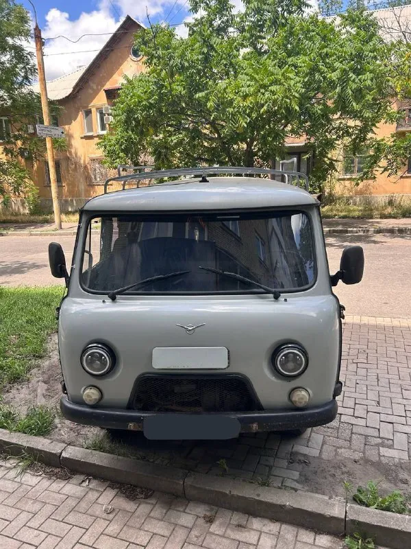 Уаз буханка 2012год 2.7 инжектор! на полном боевом ходу, работает все, обслужено все. заводится и гр... - фотография